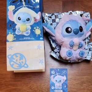 Disney stich Strawberry cone. opened from bottom.